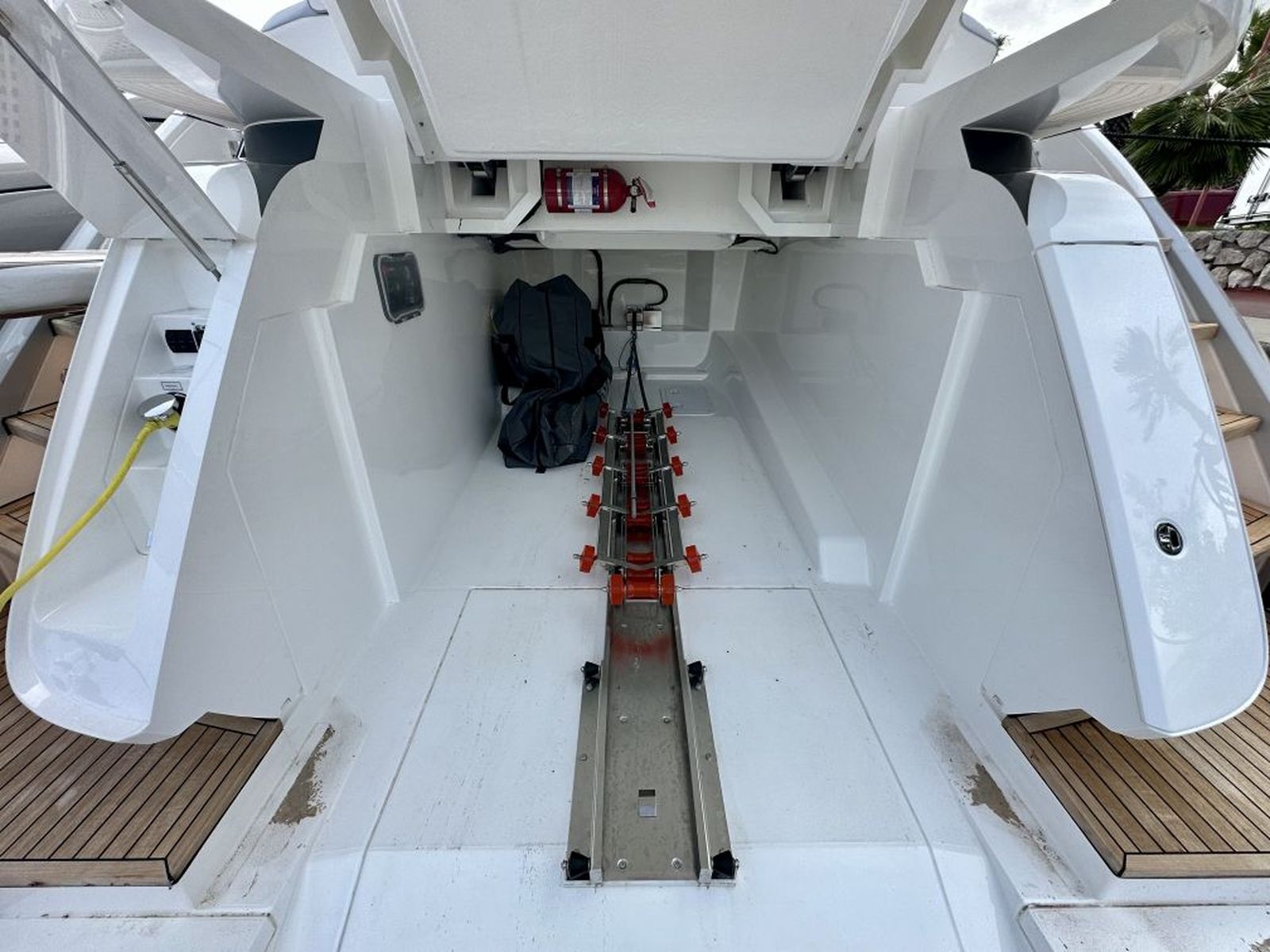 Fairline Phantom 65 (023) | Экстерьер 16