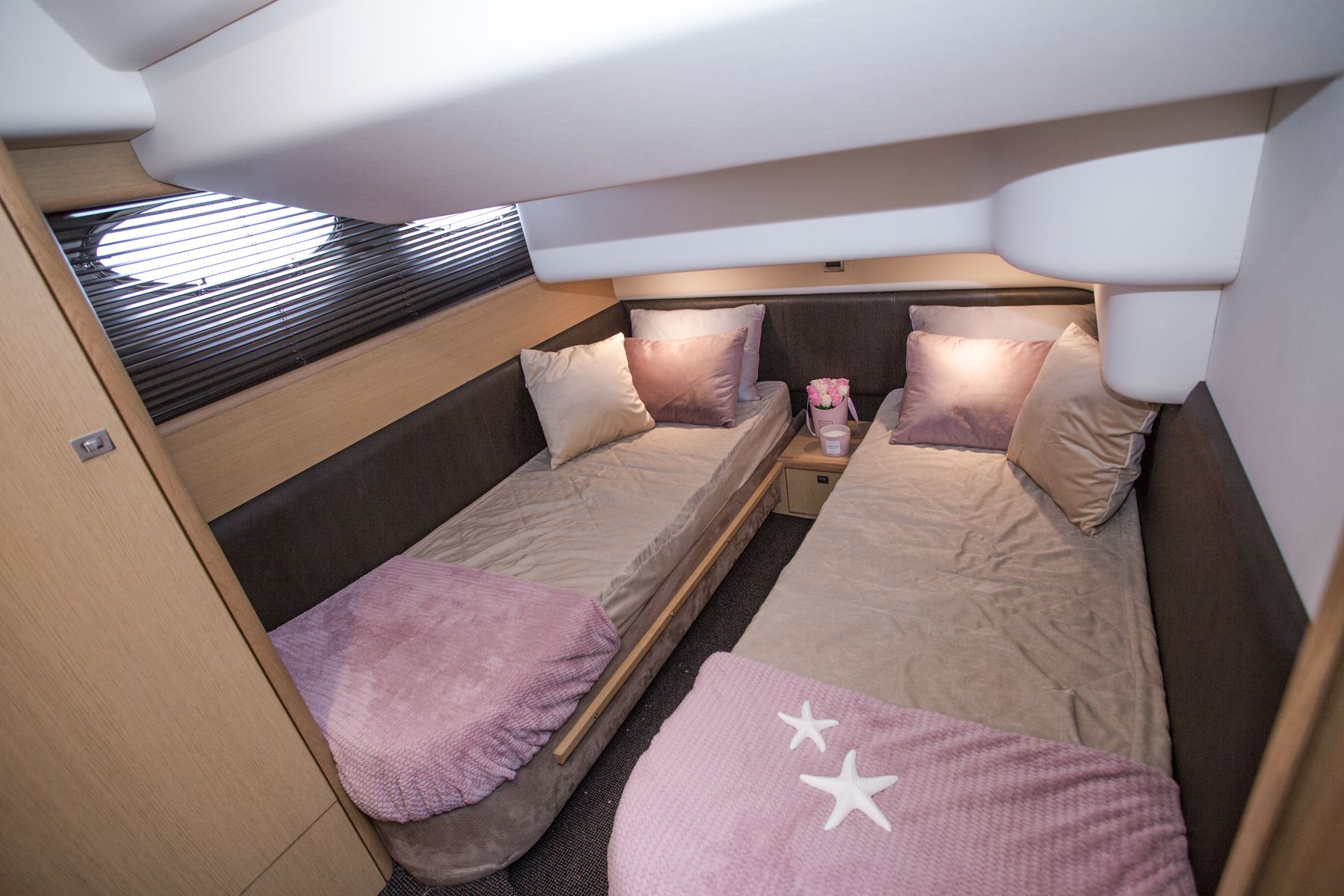 Princess 42 (012) | Интерьер 7