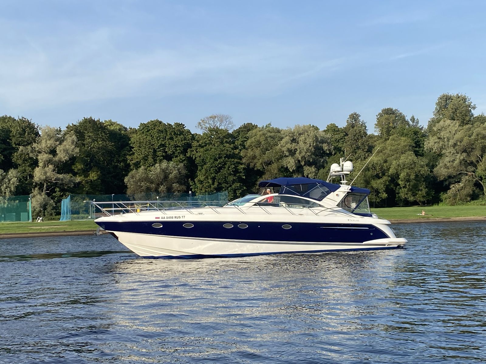 Fairline Targa 52 | Экстерьер 2