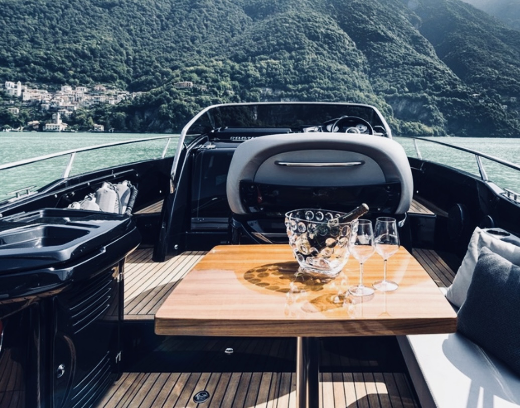 Cranchi E30 Endurance | Экстерьер 1