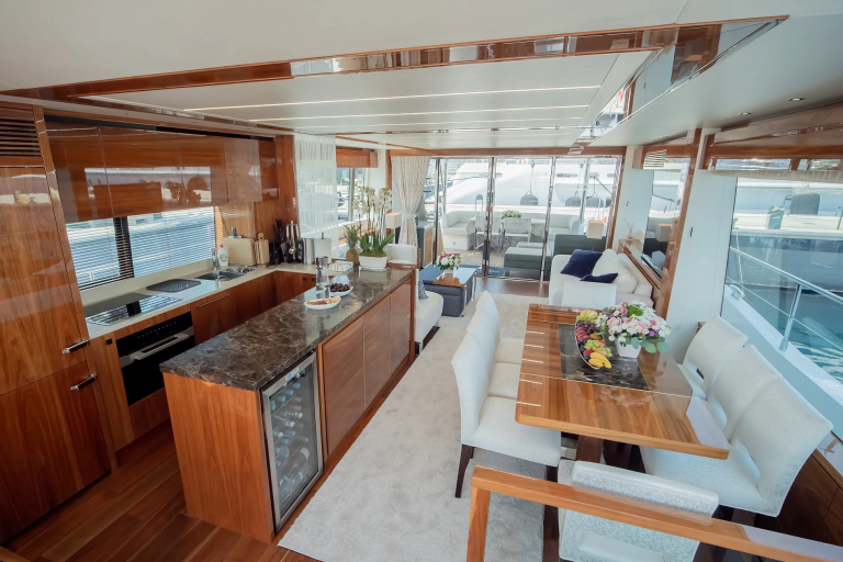 Sunseeker 76 Yacht | Интерьер 5
