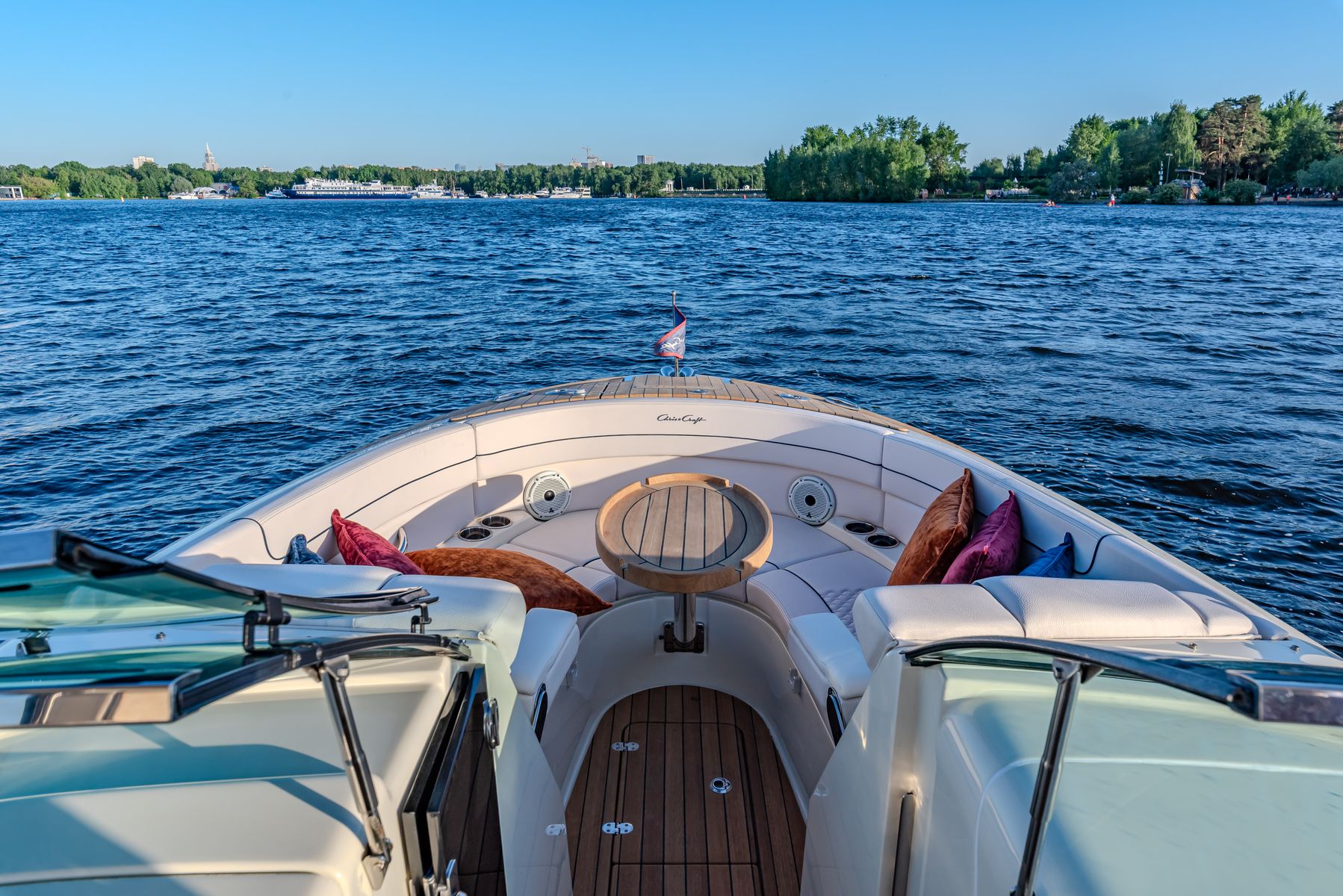 Chris-Craft Launch 28 GT | Интерьер 12