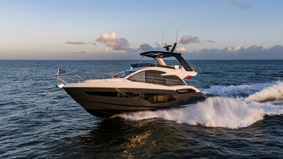 Sunseeker Manhattan 56 | Экстерьер 4
