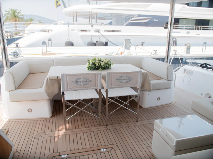 Sunseeker 76 Yacht | Экстерьер 14