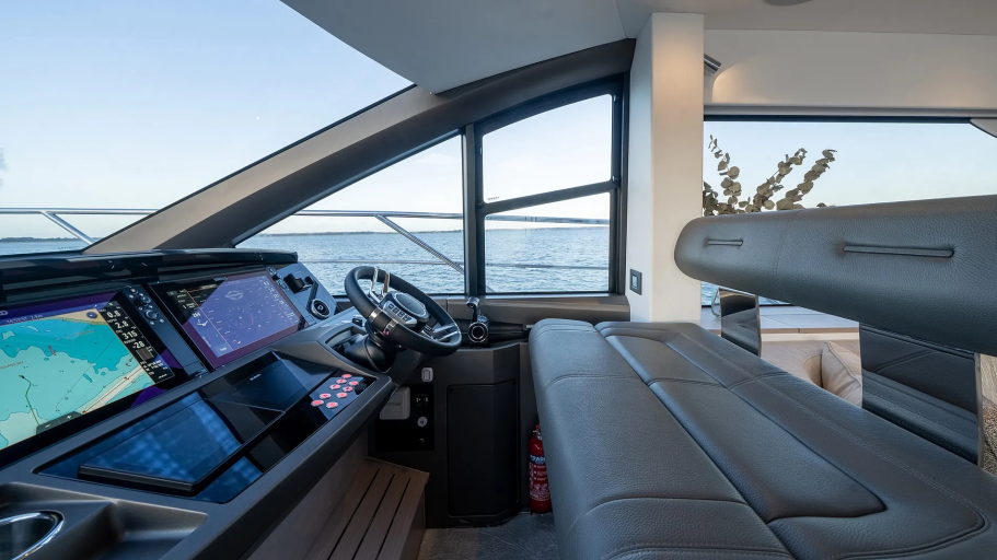 Sunseeker Manhattan 56 | Интерьер 5