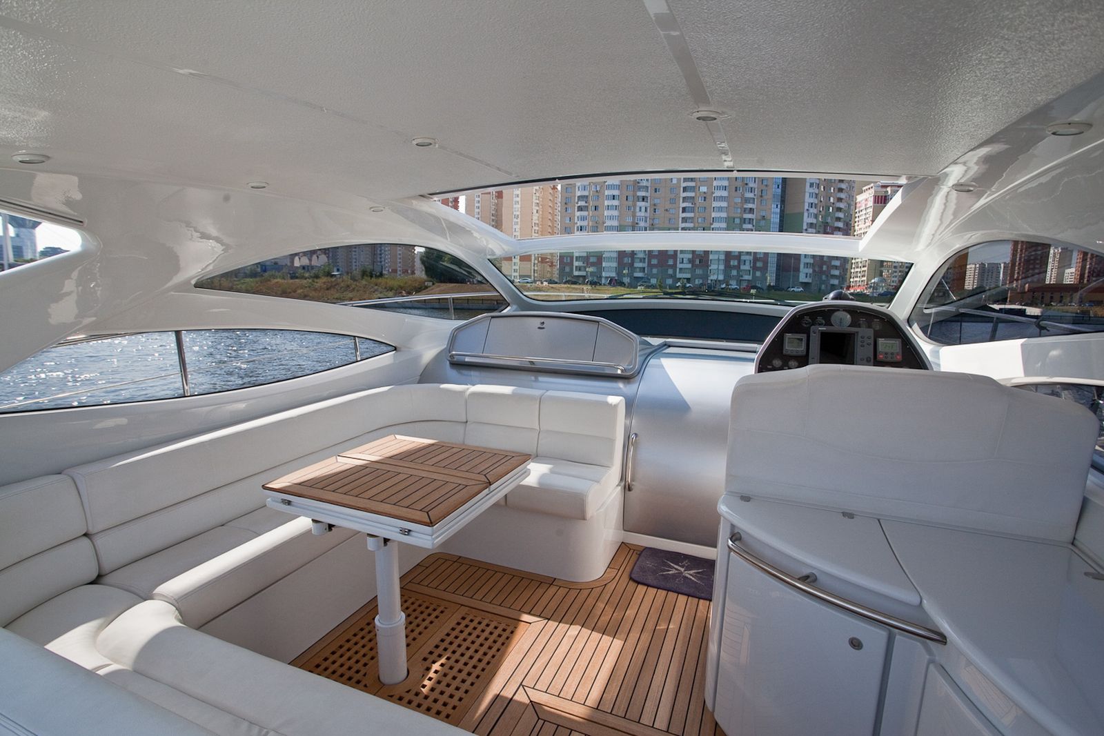 Pershing 50 | Экстерьер 12