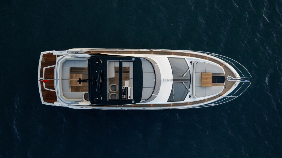 Sunseeker Manhattan 56 | Экстерьер 3