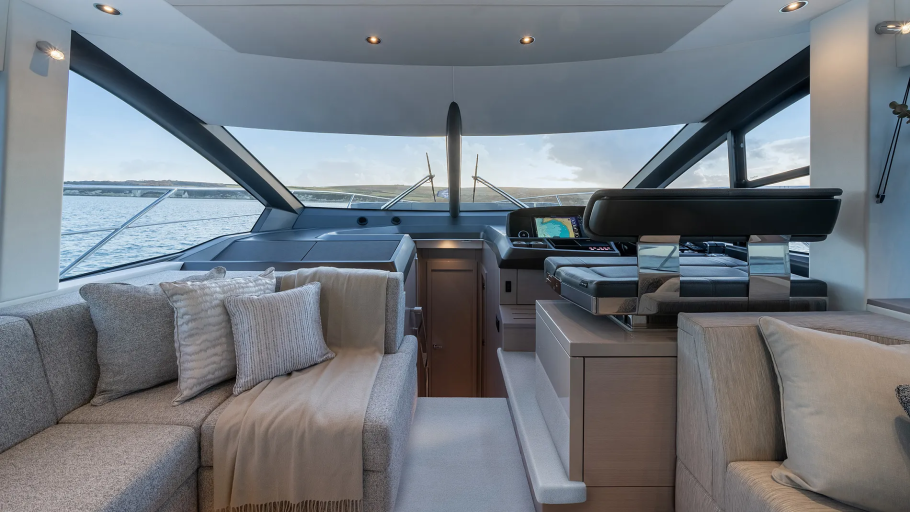 Sunseeker Manhattan 56 | Интерьер 4