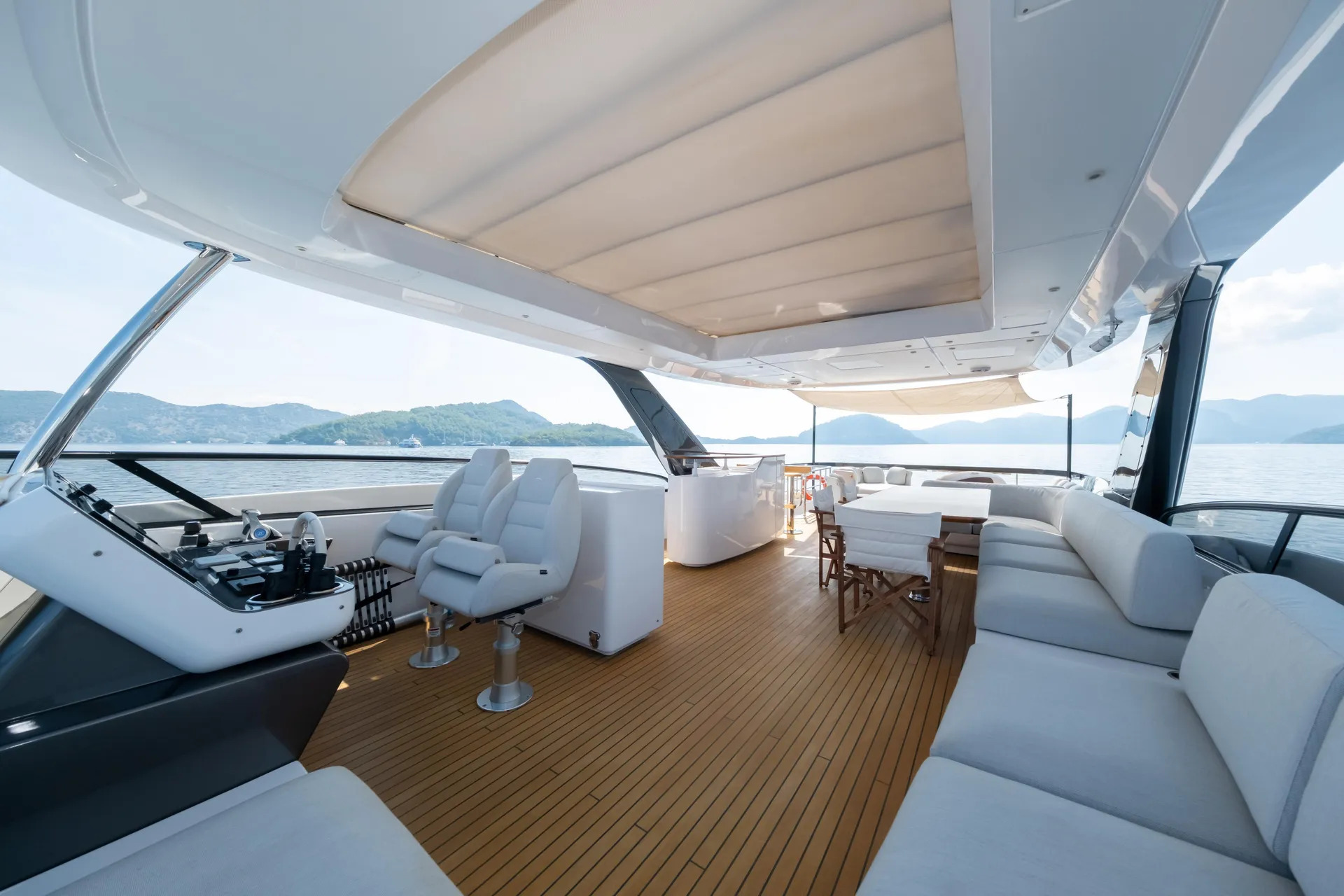 Azimut Grande 26M | Экстерьер 7