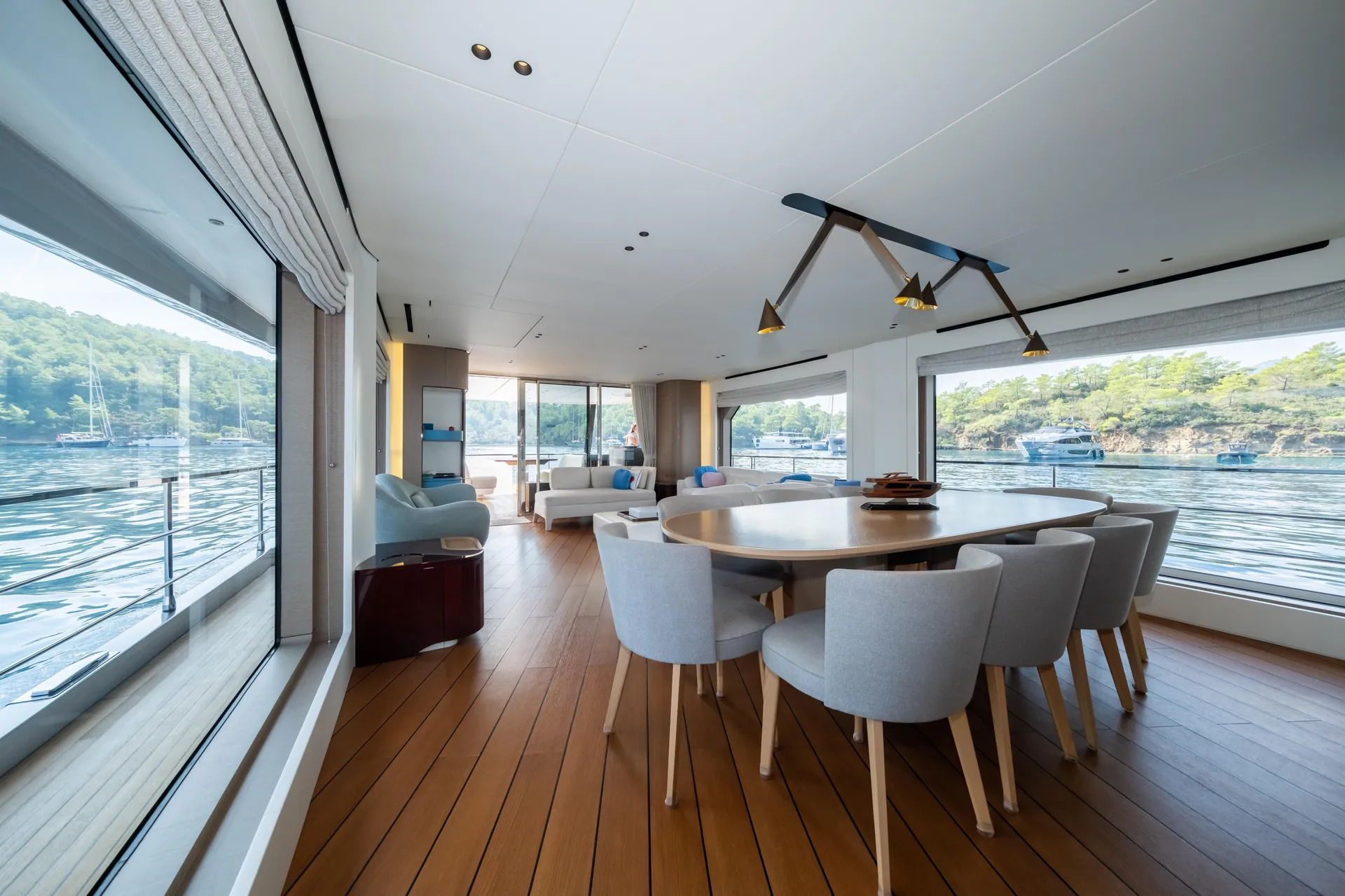 Azimut Grande 26M | Интерьер 4