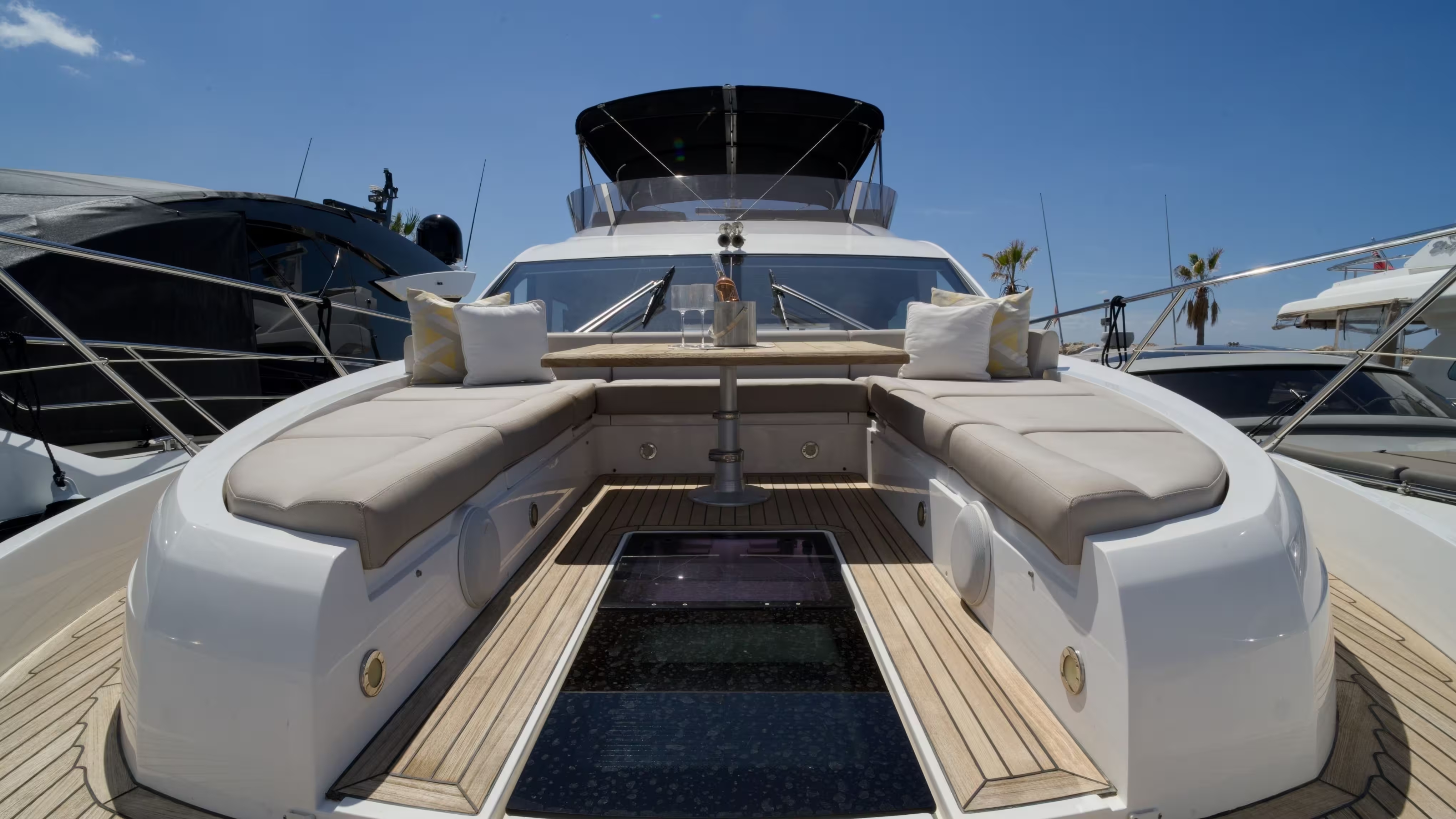 Sunseeker Manhattan 52 | Экстерьер 5
