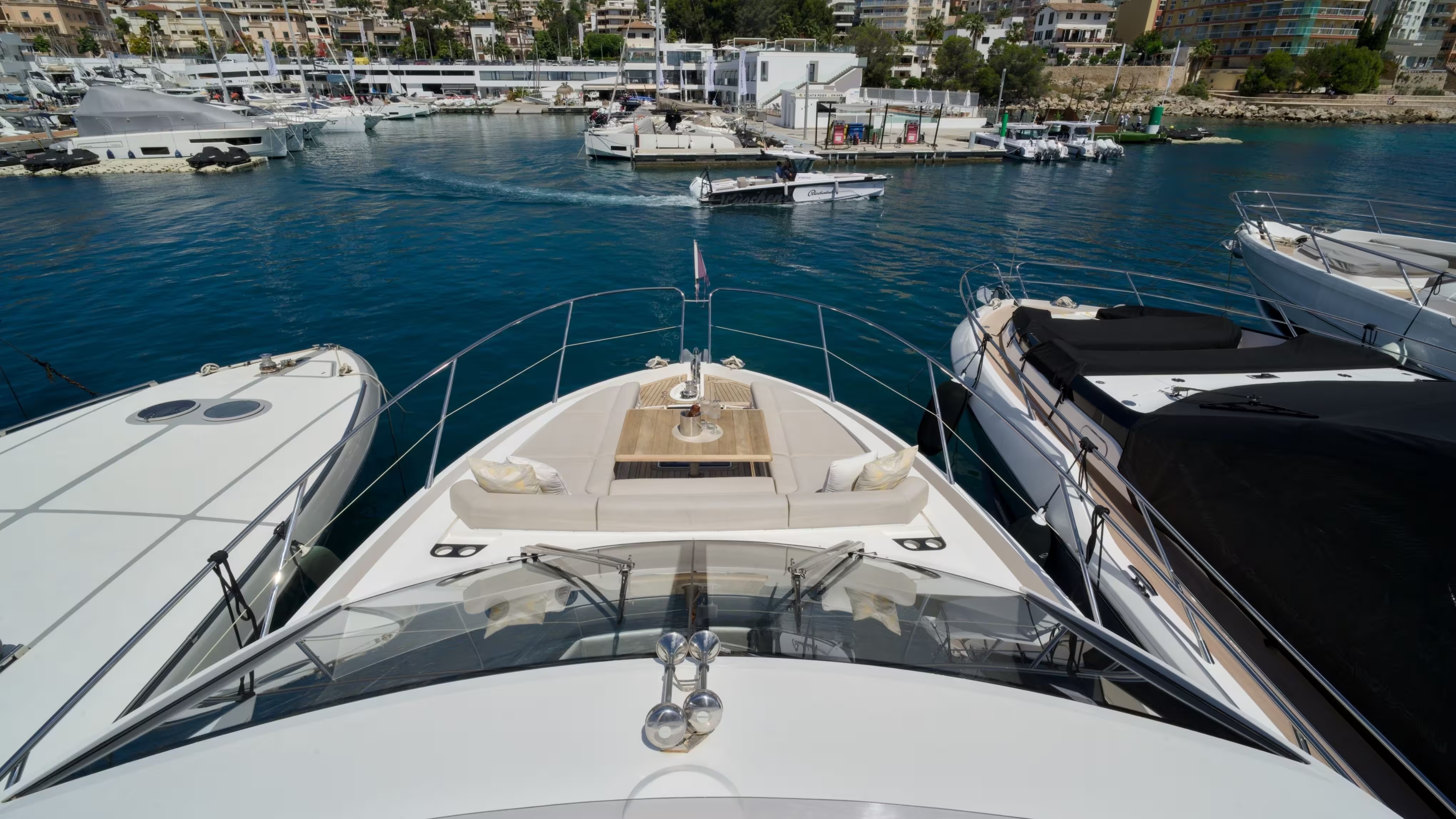 Sunseeker Manhattan 52 | Экстерьер 4