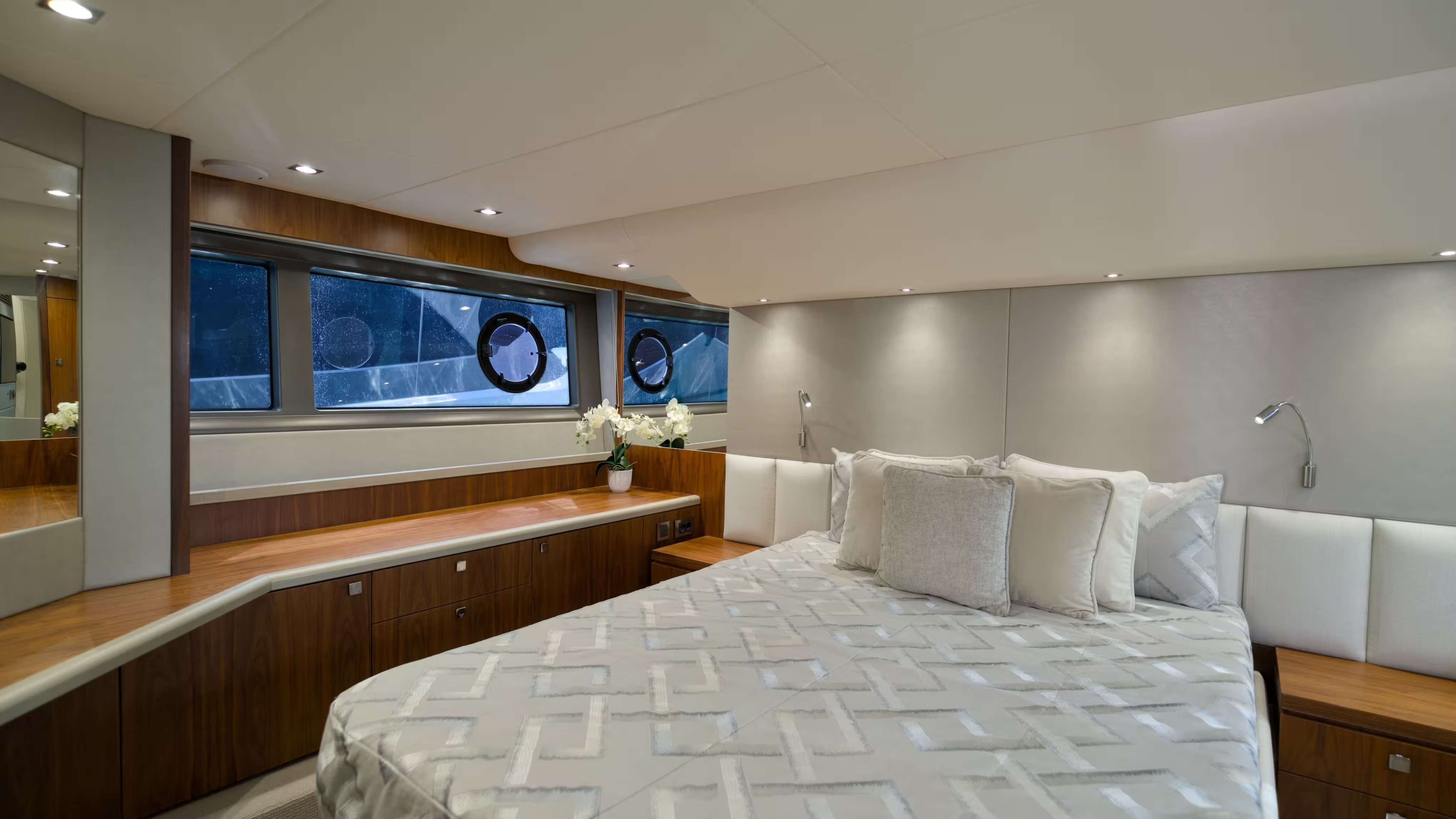 Sunseeker Manhattan 52 | Интерьер 6