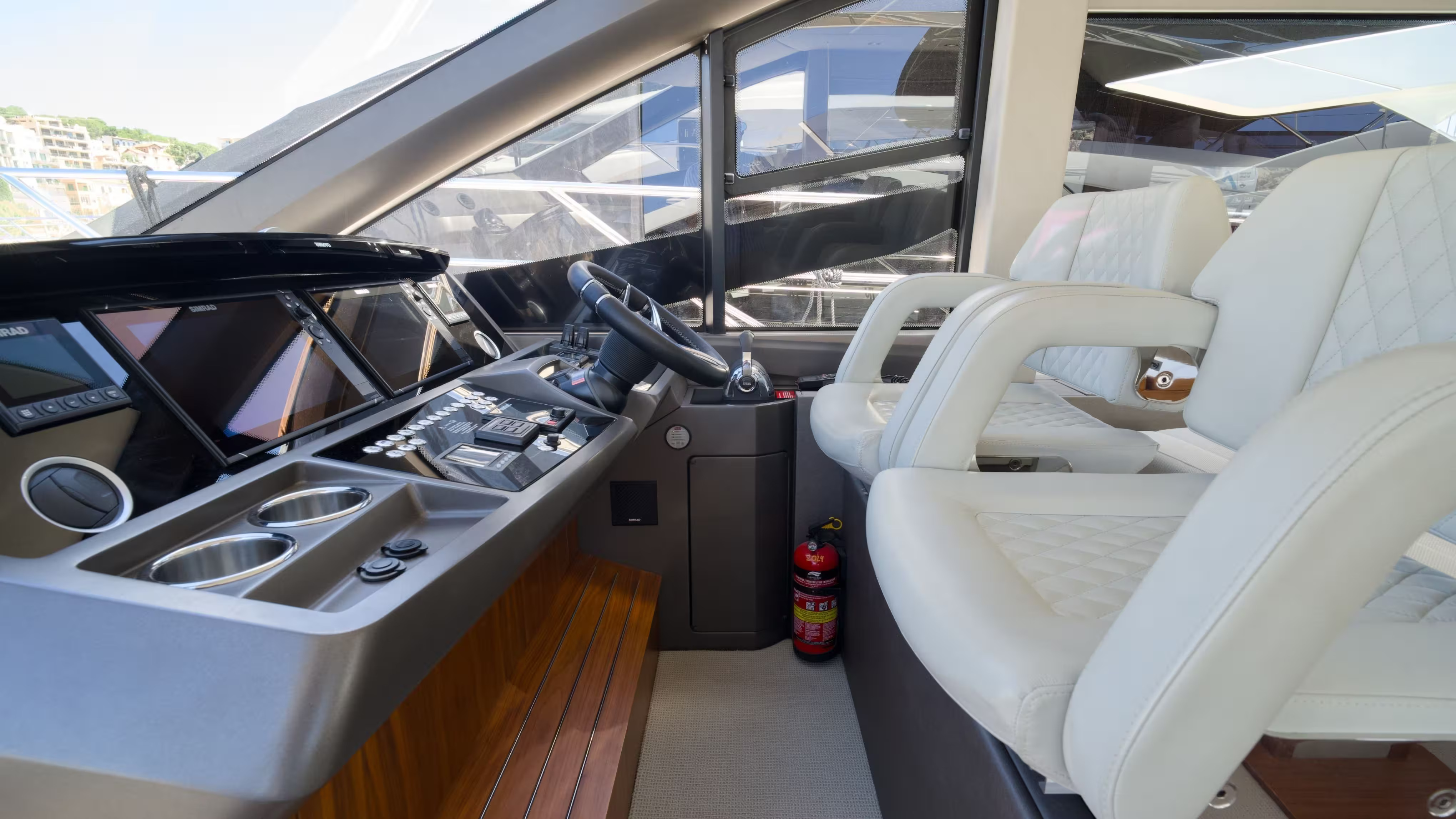 Sunseeker Manhattan 52 | Интерьер 5