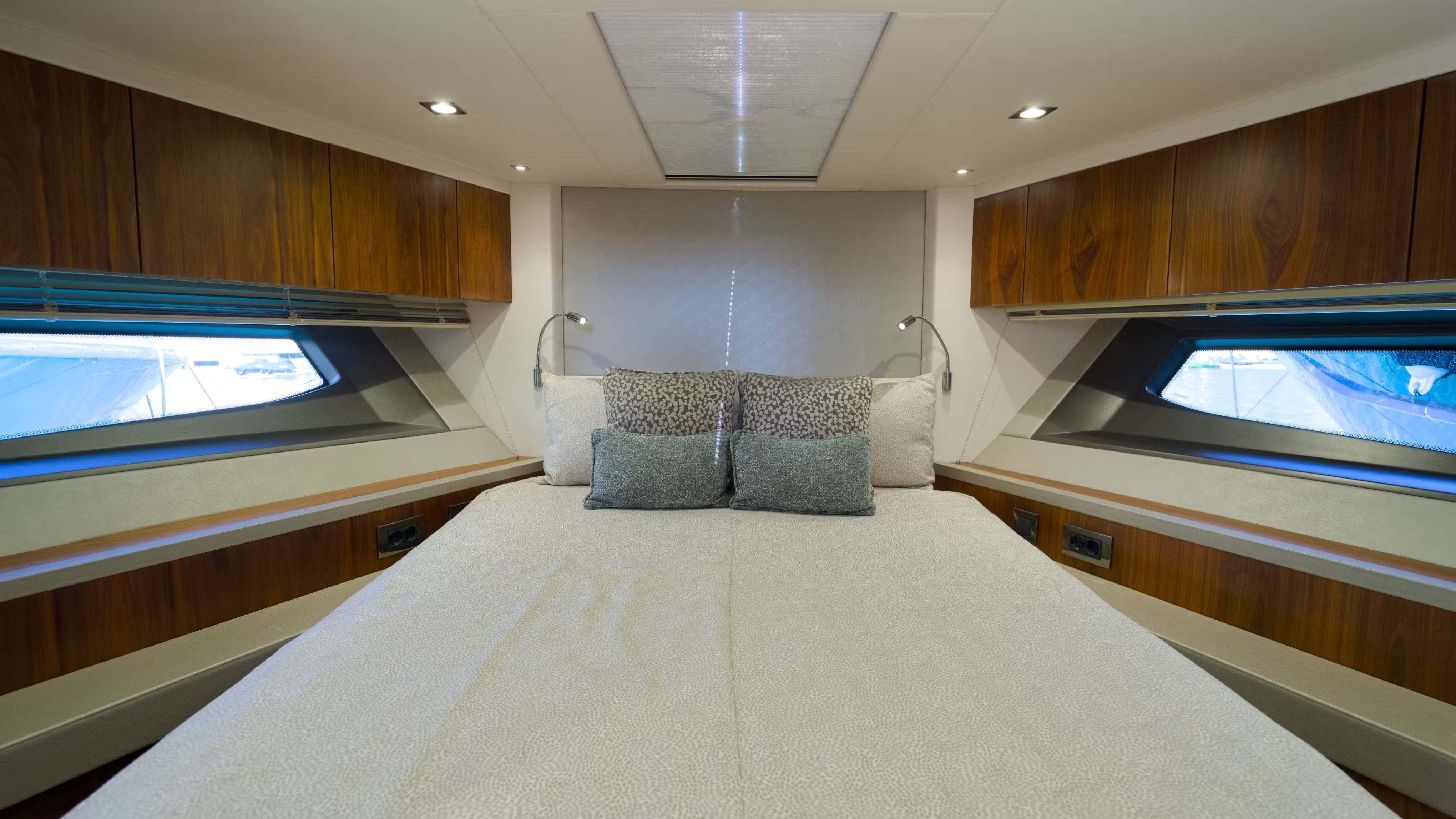 Sunseeker Manhattan 52 | Интерьер 8