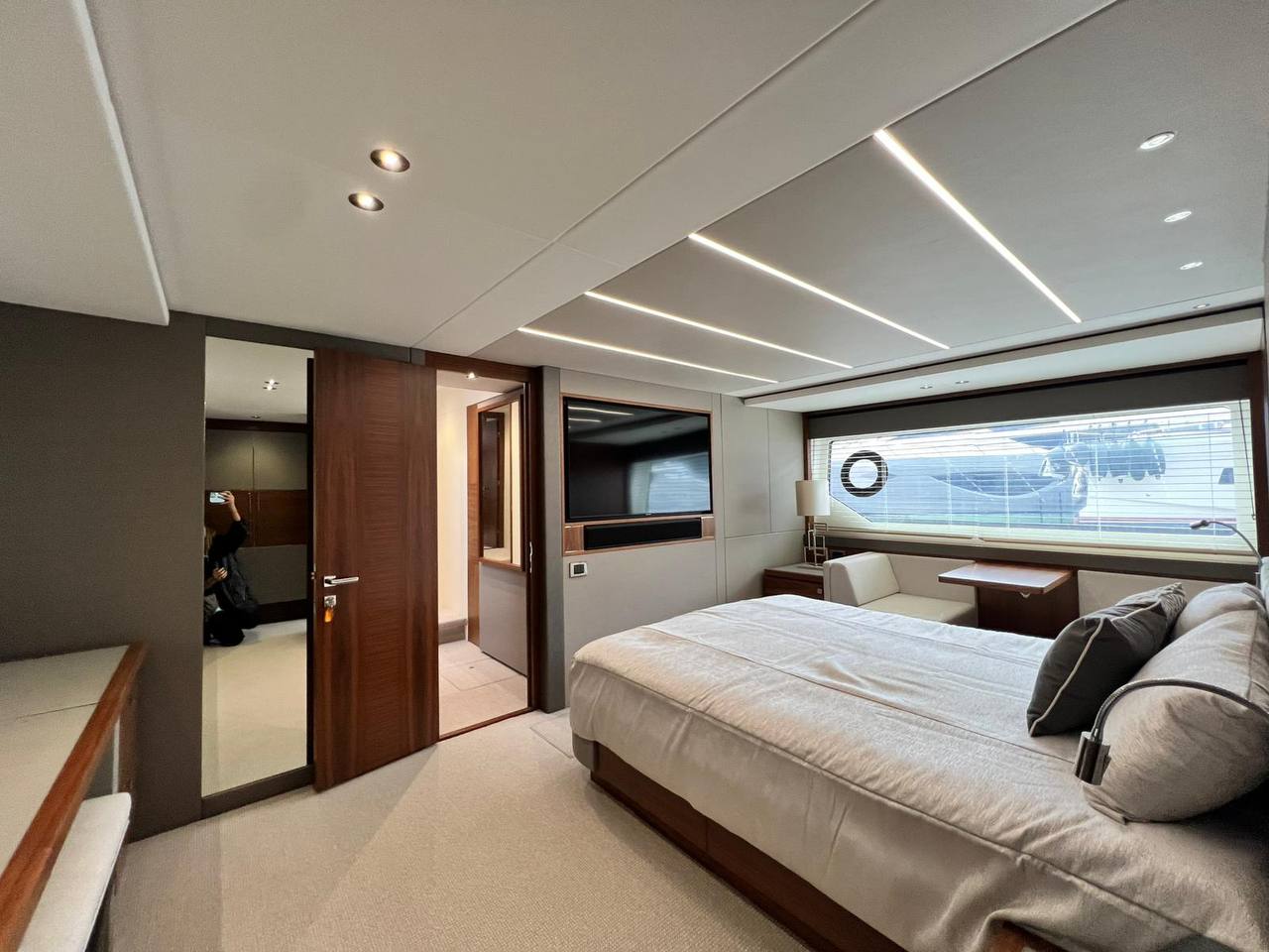 Sunseeker 76 Yacht | Интерьер 15