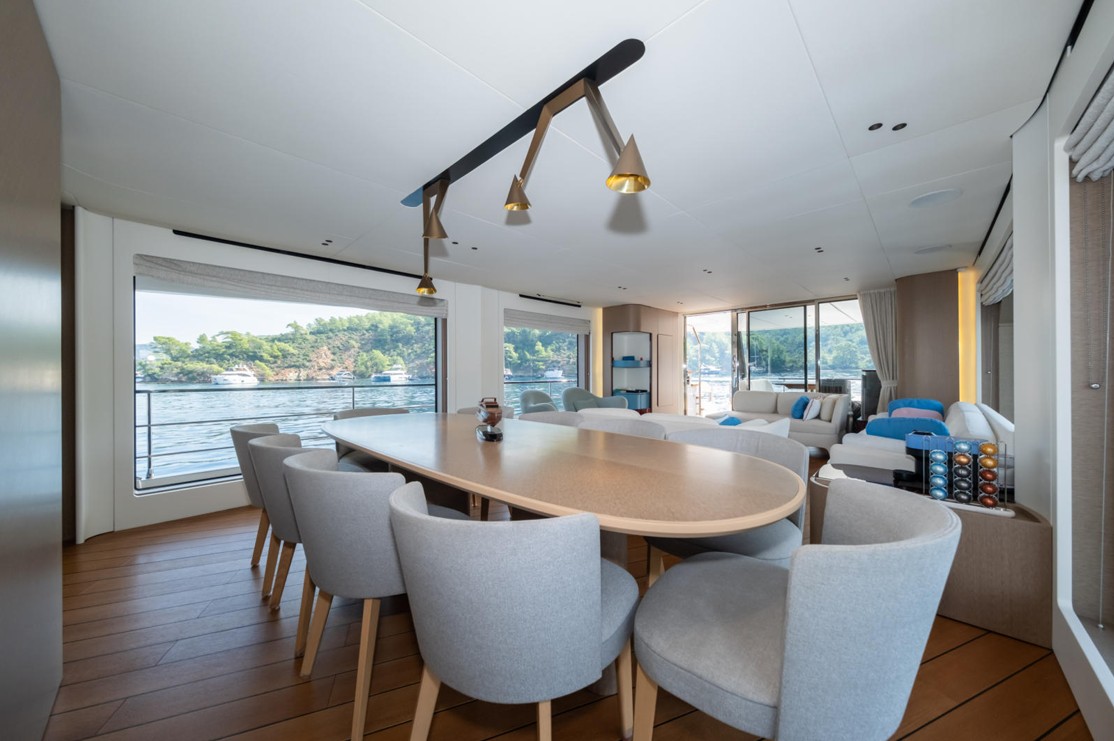 Azimut Grande 26M | Интерьер 3