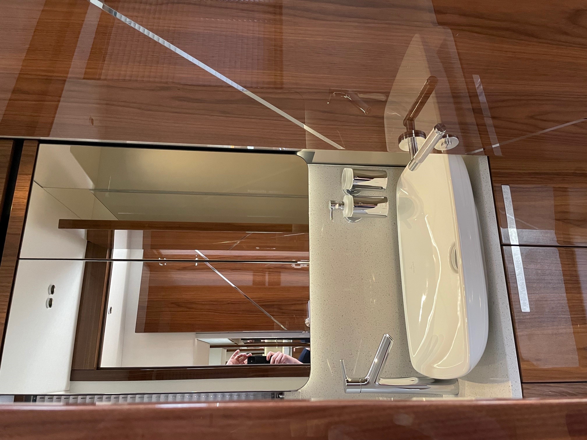 Sunseeker Predator 55 | Интерьер 11