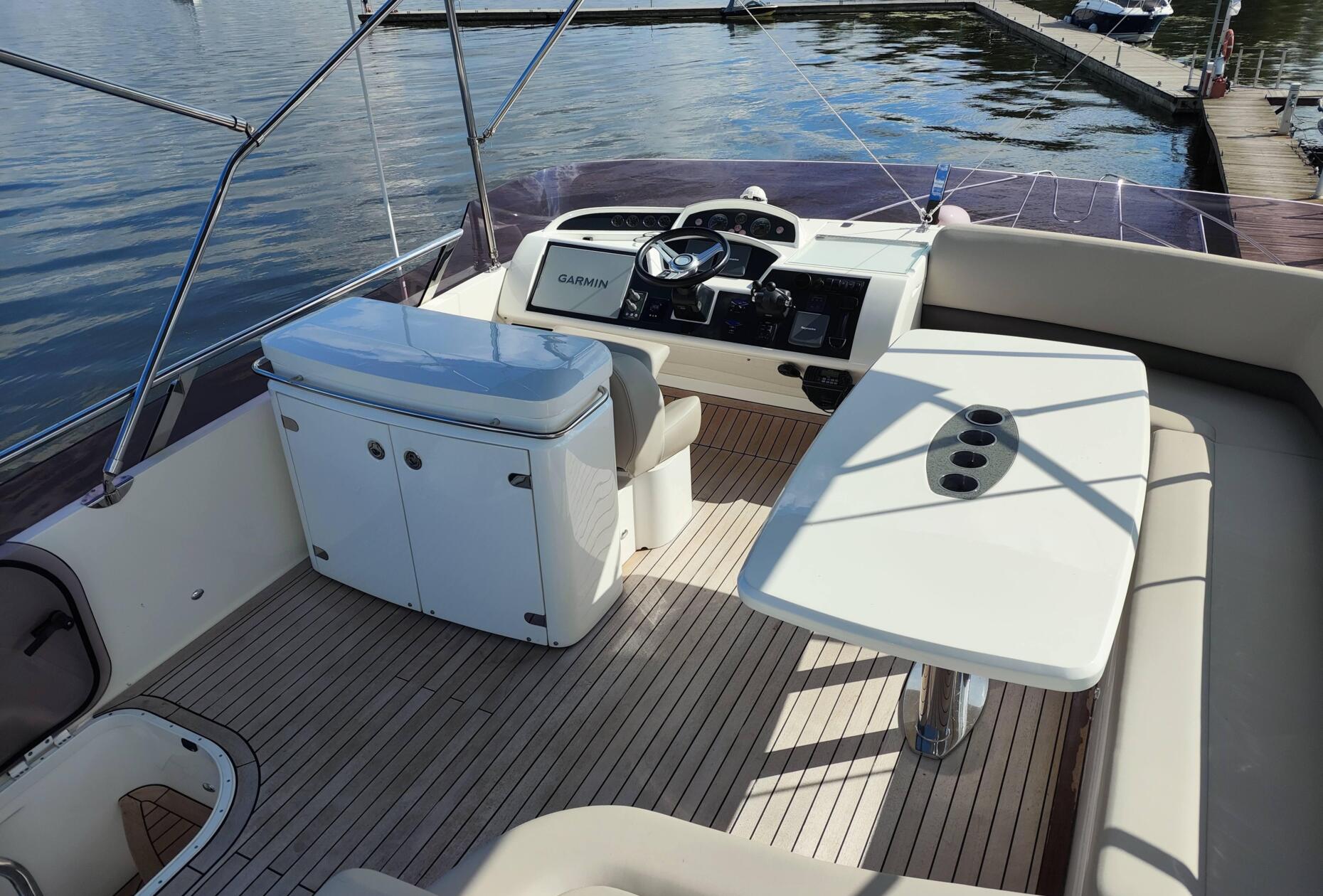 Princess 50 Flybridge | Экстерьер 10