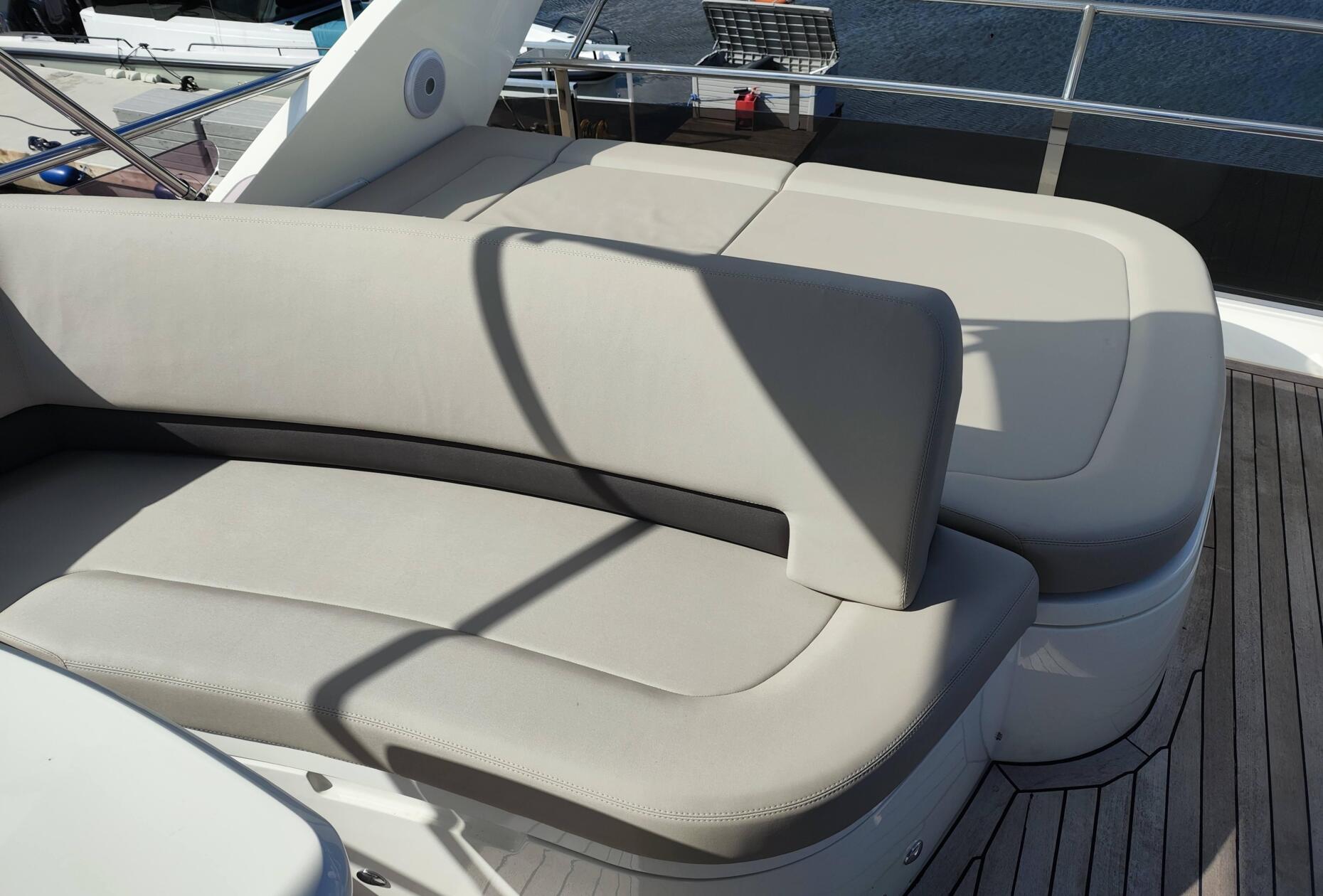 Princess 50 Flybridge | Экстерьер 17