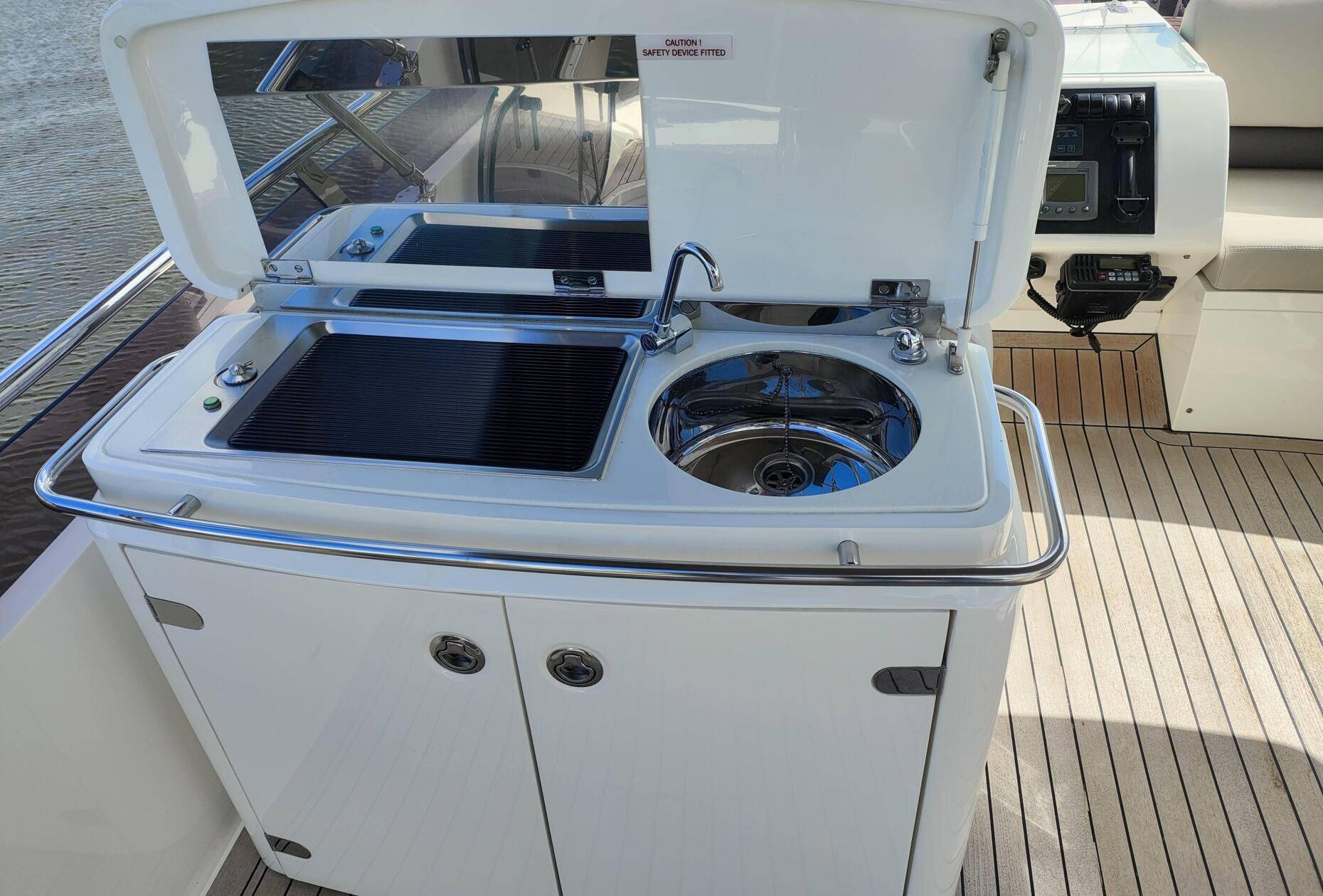 Princess 50 Flybridge | Экстерьер 8