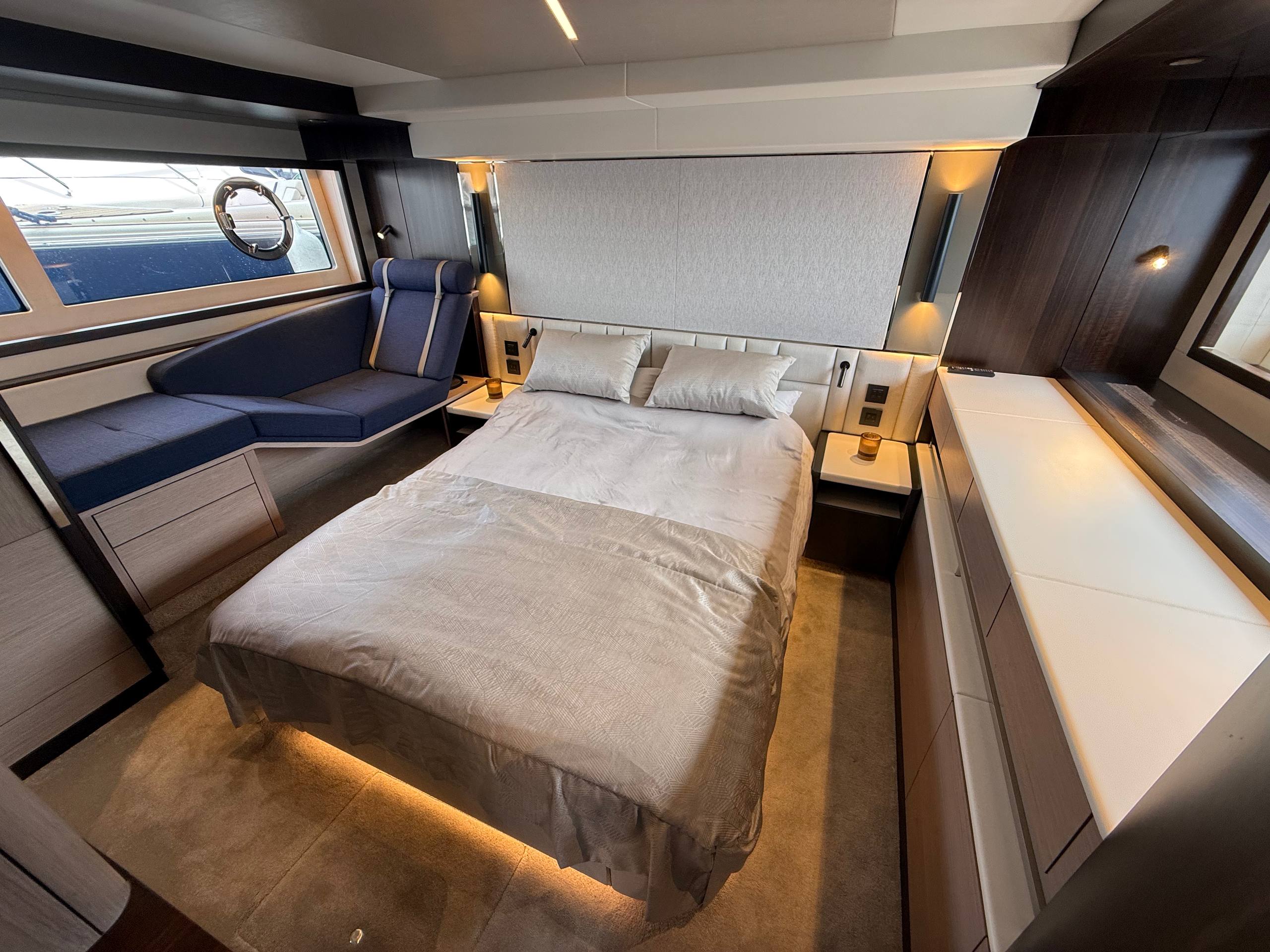 Sunseeker Manhattan 55 | Интерьер 10