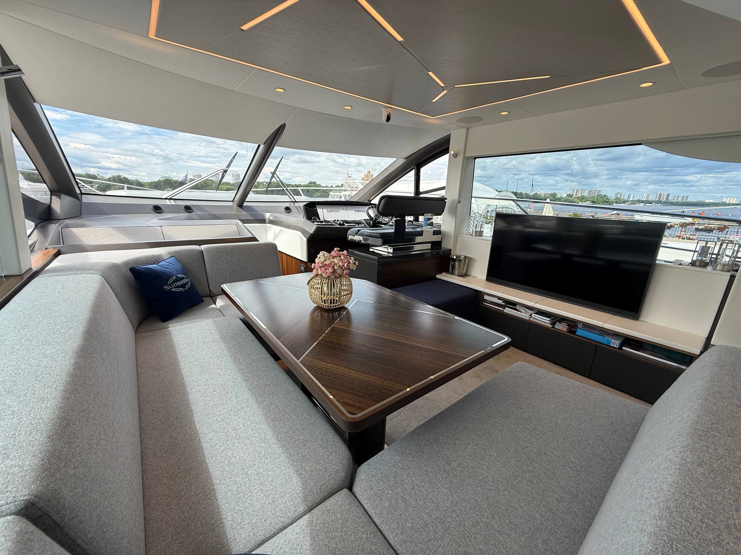 Sunseeker Manhattan 55 | Интерьер 5