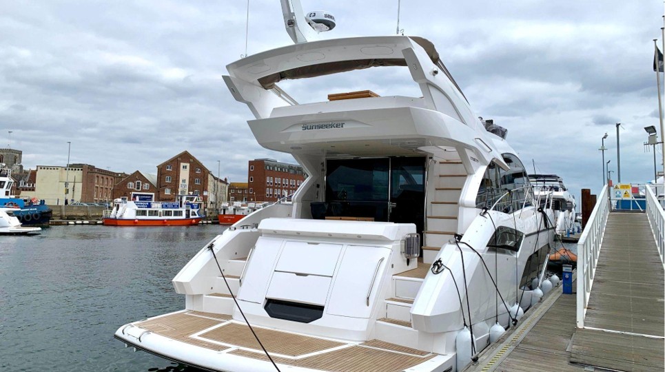 Sunseeker Manhattan 55 | Экстерьер 2