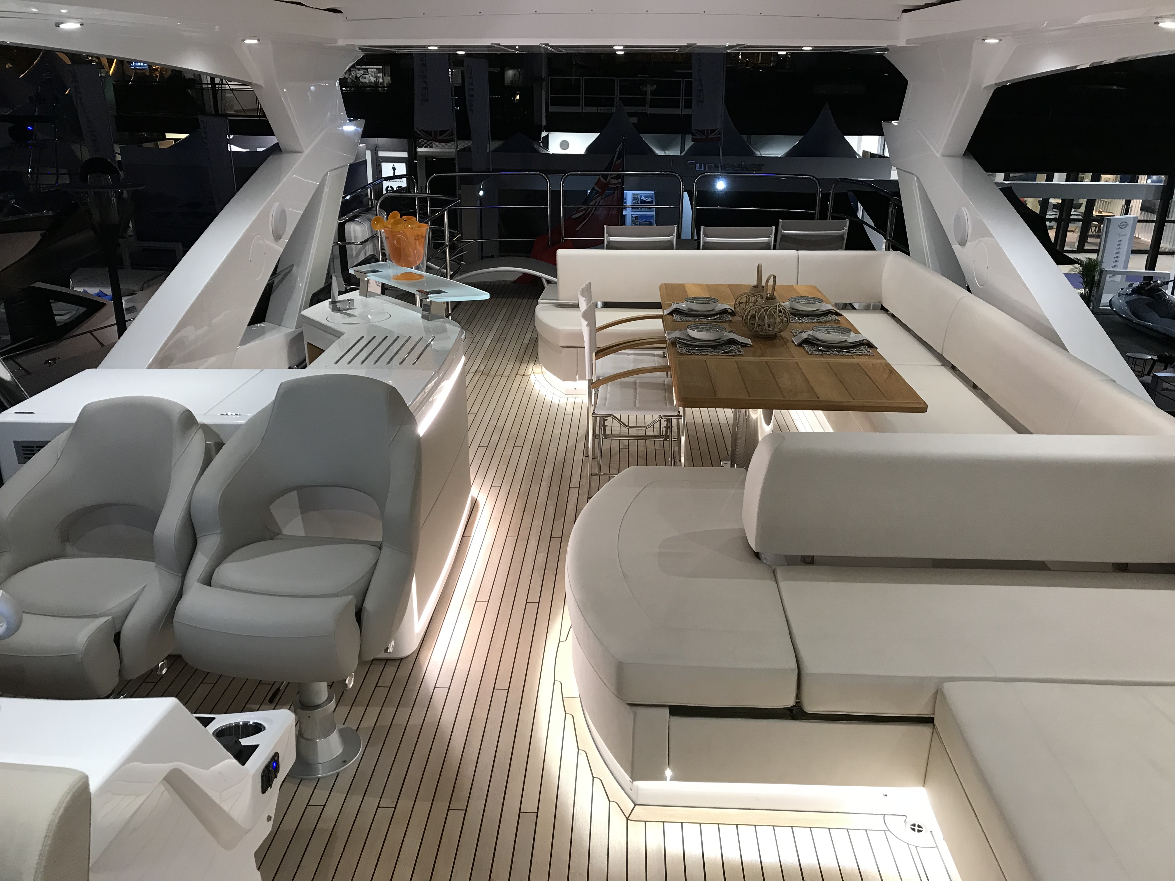 Sunseeker 76 Yacht | Экстерьер 7