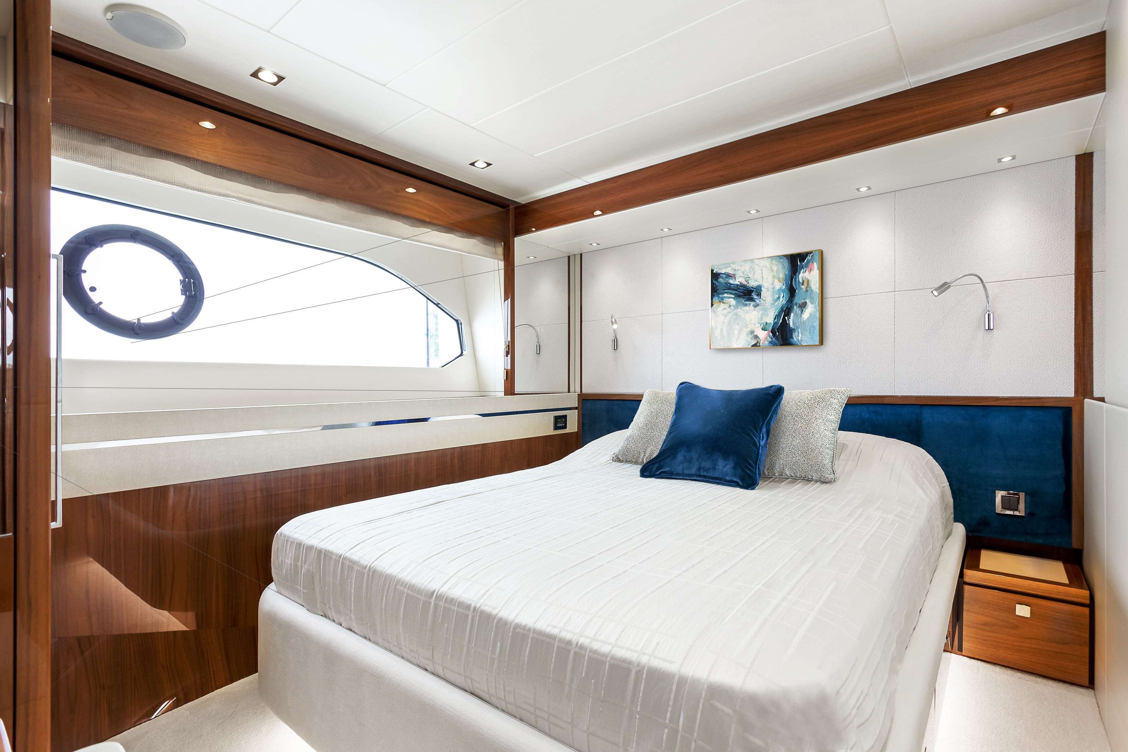 Sunseeker 76 Yacht | Интерьер 9