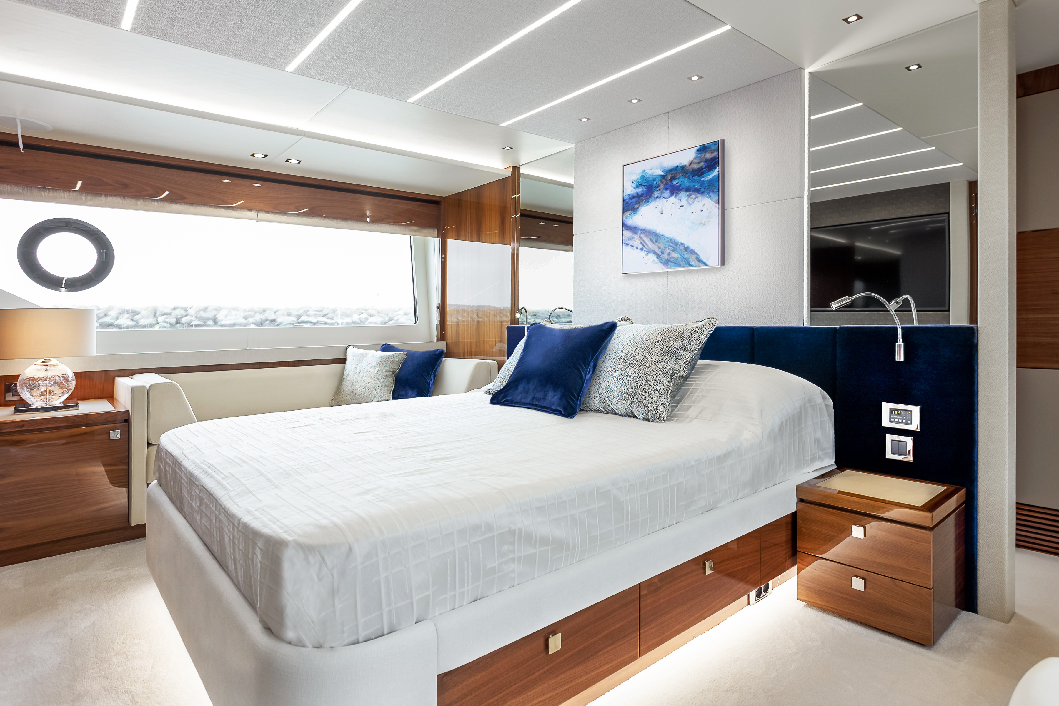 Sunseeker 76 Yacht | Интерьер 10