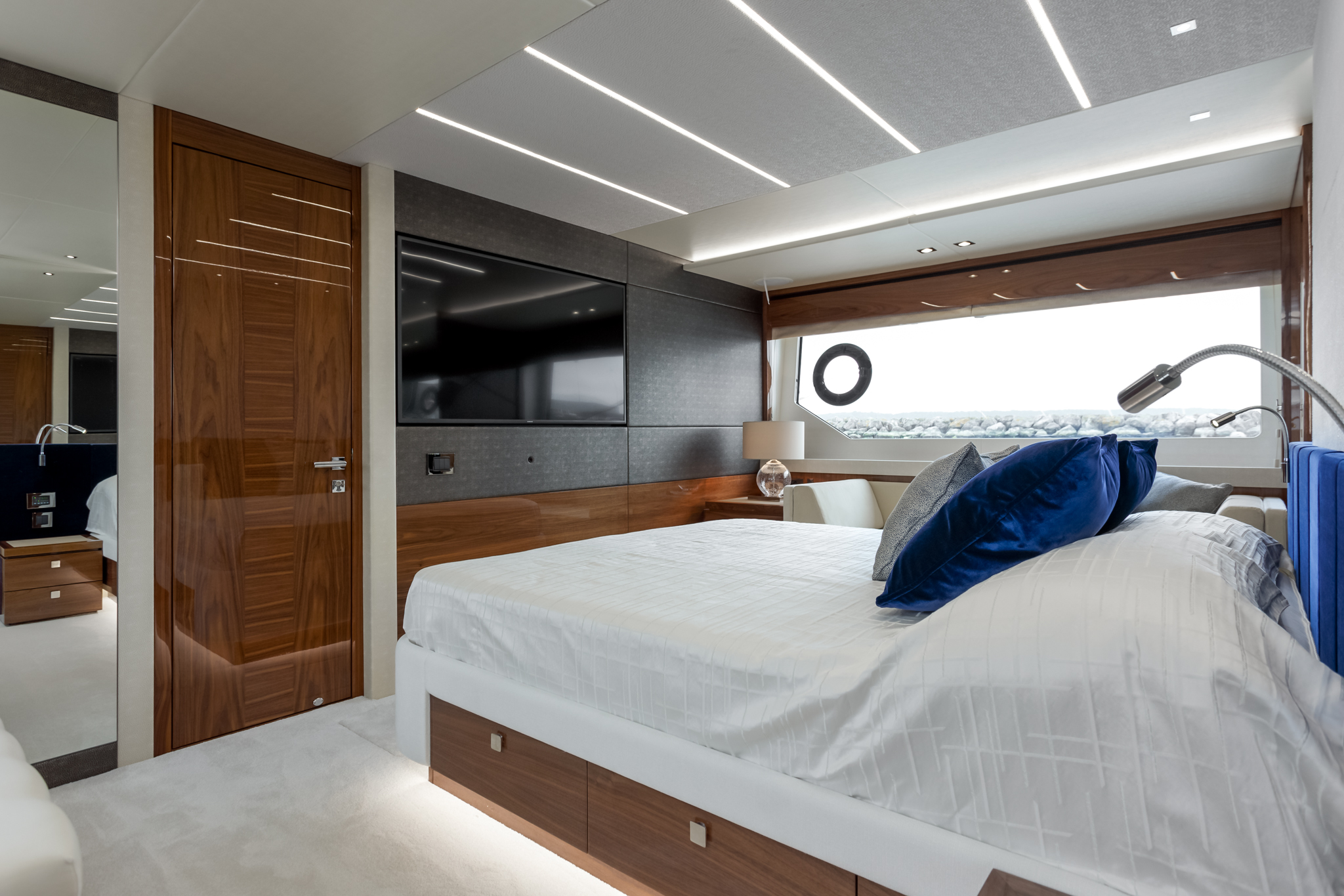 Sunseeker 76 Yacht | Интерьер 8