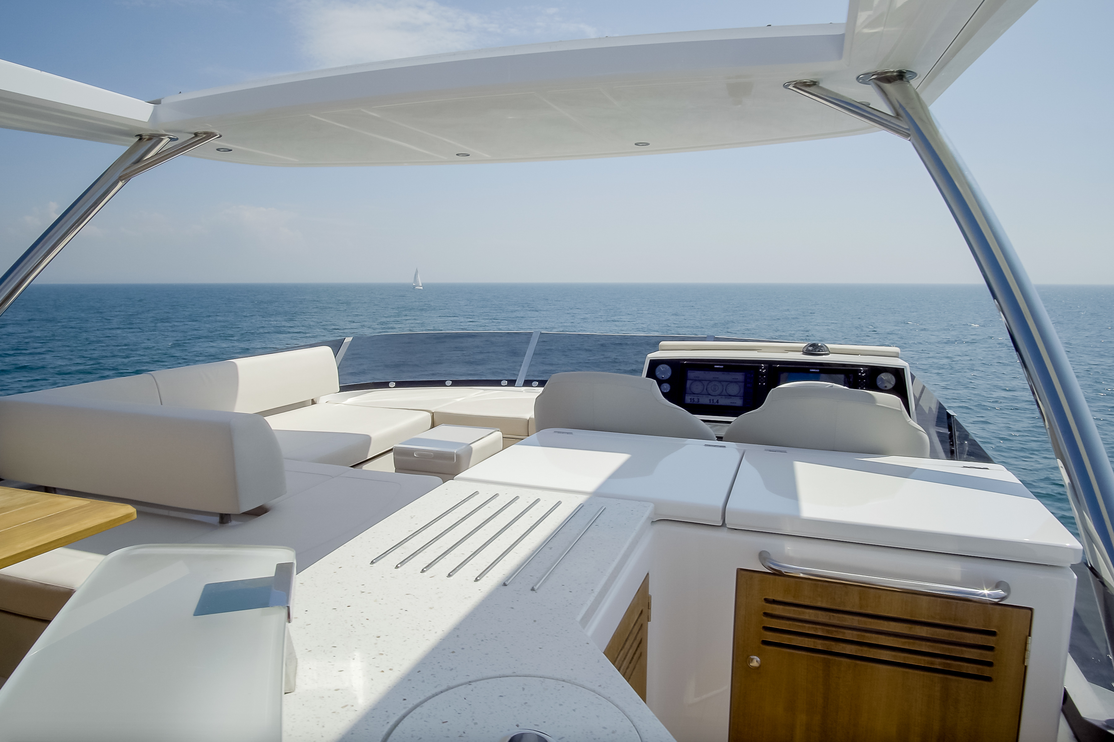 Sunseeker 76 Yacht | Экстерьер 11