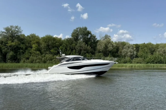 Яхта Princess V40 | ID: 25062