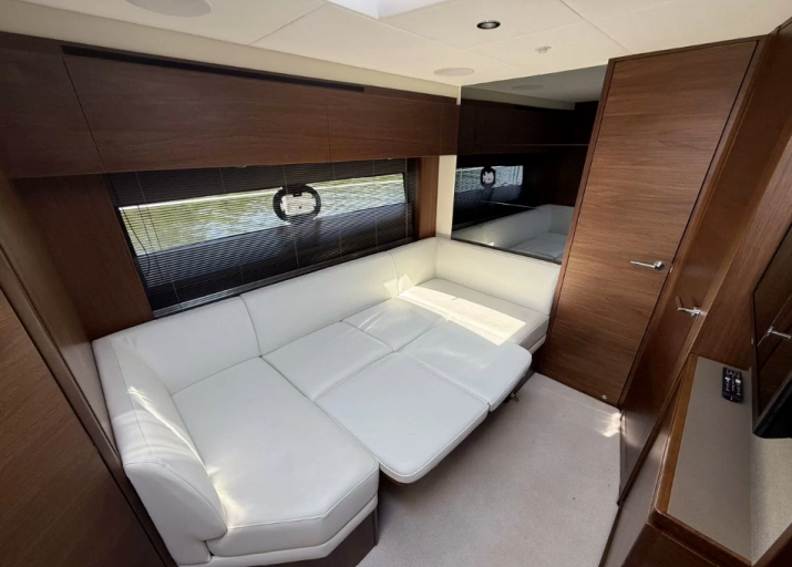 Princess V40 | Интерьер 8