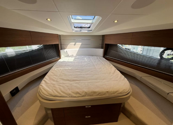 Princess V40 | Интерьер 10