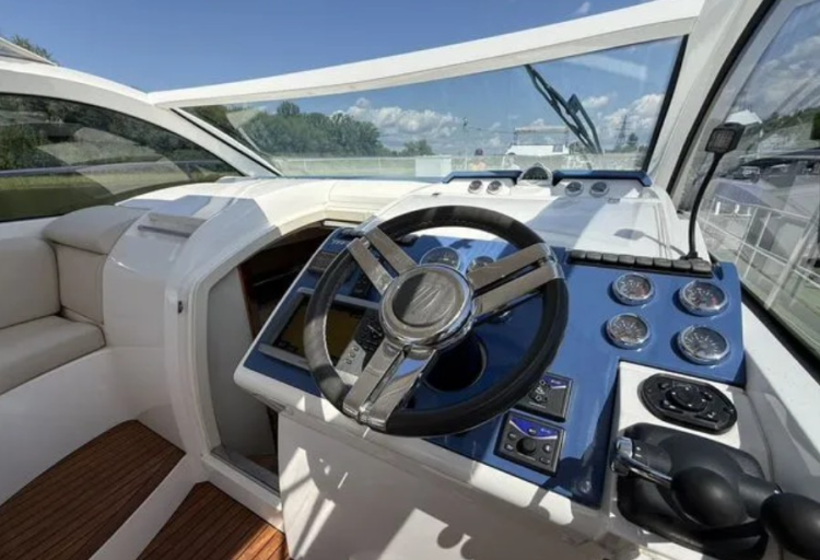 Fairline Targa 38 | Экстерьер 11