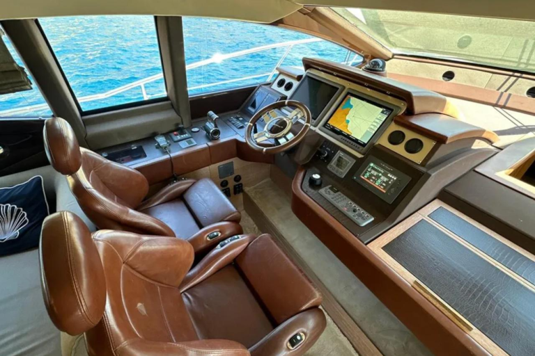 Azimut 70 | Интерьер 4