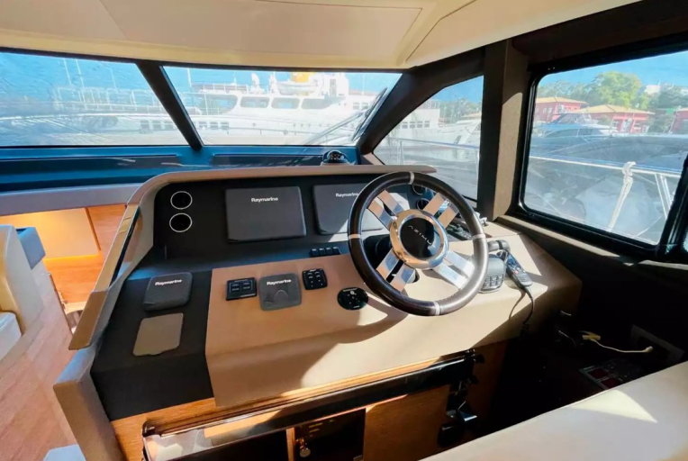 Azimut 50 | Интерьер 1