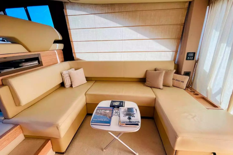 Azimut 50 | Интерьер 2