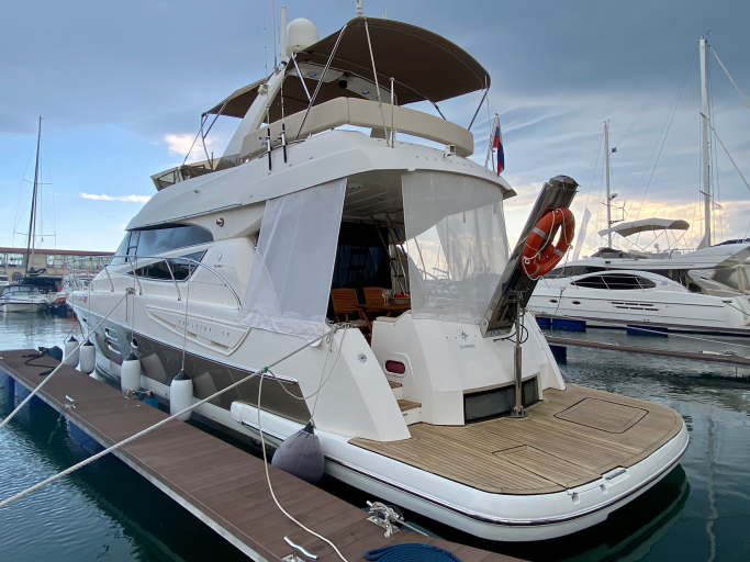 Jeanneau Prestige 50 Fly | Экстерьер 4
