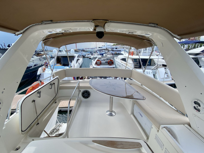 Jeanneau Prestige 50 Fly | Экстерьер 6