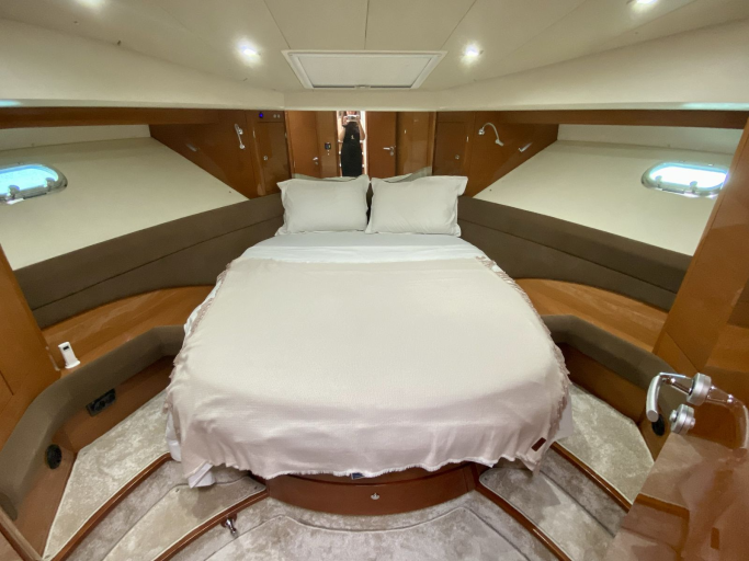 Jeanneau Prestige 50 Fly | Интерьер 7